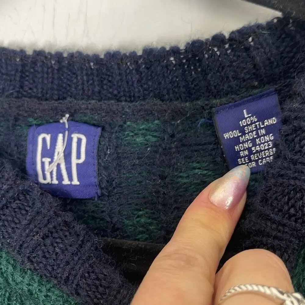 GAP Vintage Holiday Sweater Shetland Wool with Snowflake Pattern Size Large